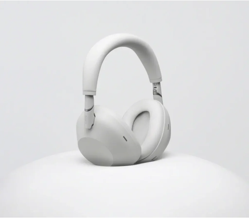 Sony WH-1000XM6 Review: The King of Silence Reigns Supreme (Again) 90 sony WH-1000XM6 review