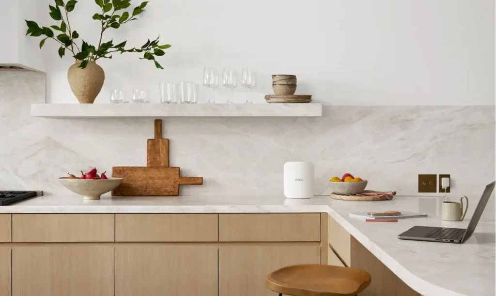 The Tech Review: Eero Pro 7 Tri-band Mesh Wi-Fi 7 System - A Future-Proof Solution 76 EERO PRO 7